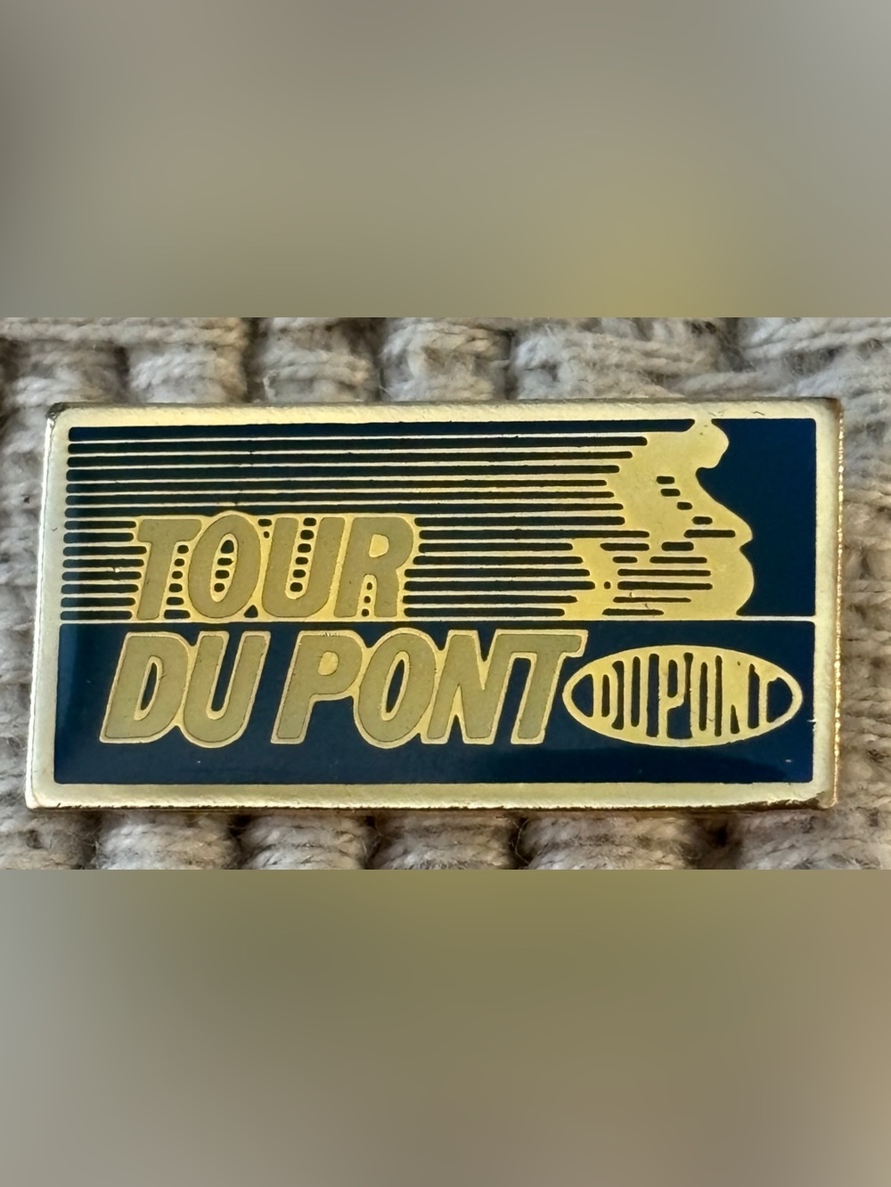 TOUR DUPONT Vintage 80s-90s Delaware Mid-Atlantic Bike Race Lapel Pin